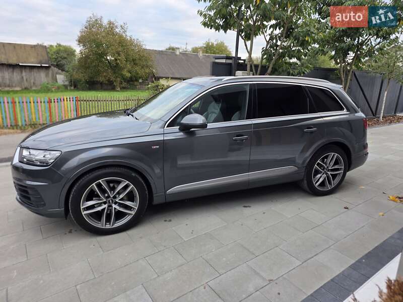Внедорожник / Кроссовер Audi Q7 2016 в Ивано-Франковске