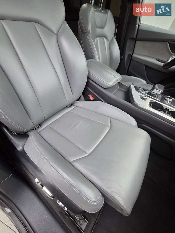 Внедорожник / Кроссовер Audi Q7 2016 в Ивано-Франковске