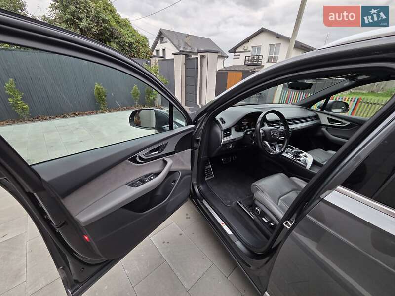 Внедорожник / Кроссовер Audi Q7 2016 в Ивано-Франковске