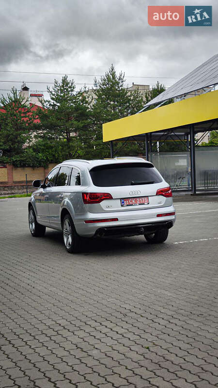 Позашляховик / Кросовер Audi Q7 2011 в Луцьку