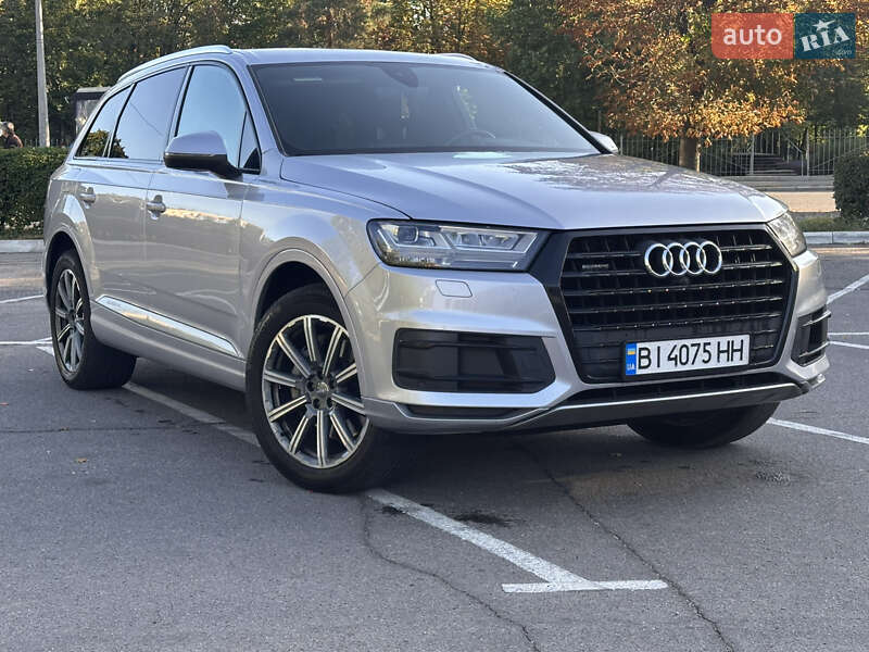 Внедорожник / Кроссовер Audi Q7 2018 в Черкассах