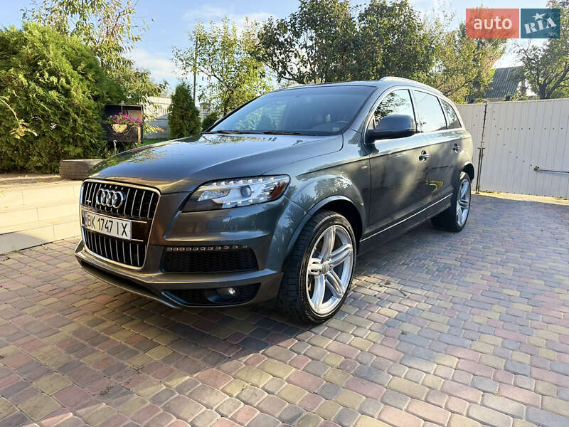 Внедорожник / Кроссовер Audi Q7 2011 в Ровно