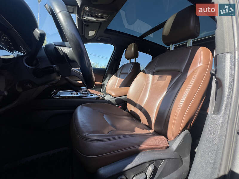 Позашляховик / Кросовер Audi Q7 2016 в Стрию