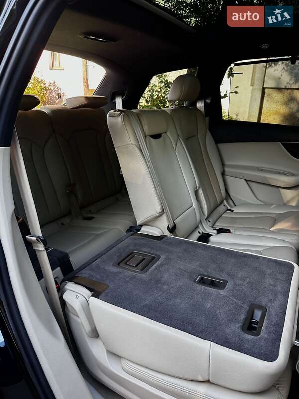 Внедорожник / Кроссовер Audi Q7 2016 в Ивано-Франковске