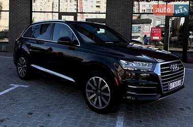Внедорожник / Кроссовер Audi Q7 2016 в 