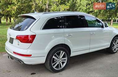 Внедорожник / Кроссовер Audi Q7 2015 в 