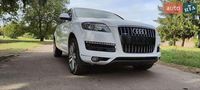 Позашляховик / Кросовер Audi Q7 2015 в Дубні