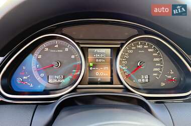 Внедорожник / Кроссовер Audi Q7 2015 в Киеве