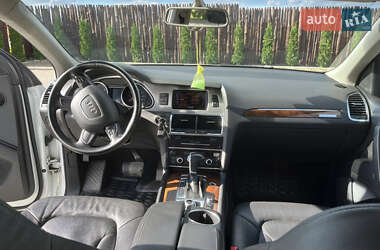 Внедорожник / Кроссовер Audi Q7 2013 в 