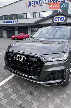 Внедорожник / Кроссовер Audi Q7 2023 в 