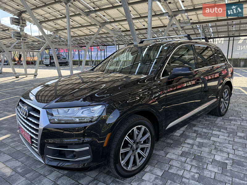 Позашляховик / Кросовер Audi Q7 2017 в Львові