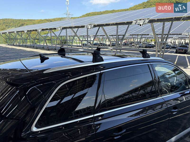 Позашляховик / Кросовер Audi Q7 2017 в Львові