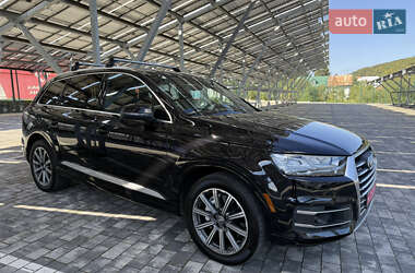 Внедорожник / Кроссовер Audi Q7 2017 в 