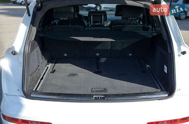 Позашляховик / Кросовер Audi Q7 2006 в 