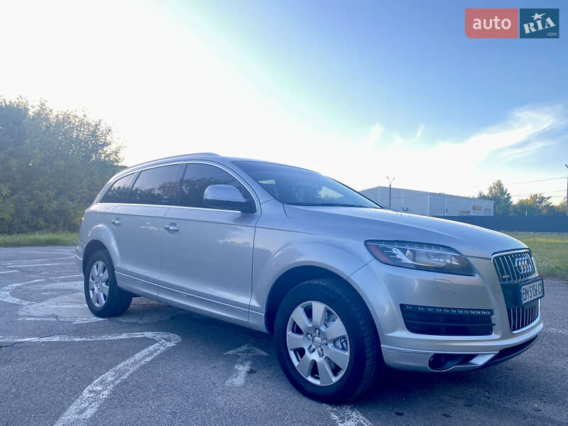 Позашляховик / Кросовер Audi Q7 2013 в Конотопі
