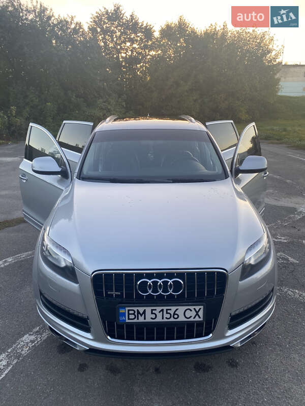 Позашляховик / Кросовер Audi Q7 2013 в Конотопі