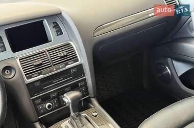 Внедорожник / Кроссовер Audi Q7 2014 в 