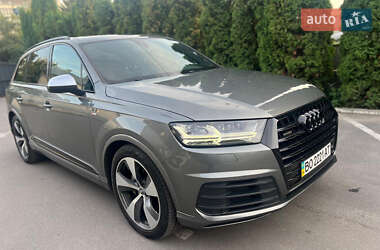 Внедорожник / Кроссовер Audi Q7 2015 в 