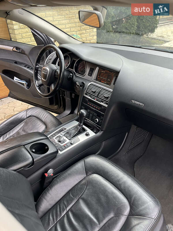 Внедорожник / Кроссовер Audi Q7 2008 в Сторожинце