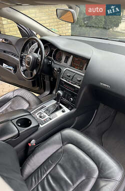 Внедорожник / Кроссовер Audi Q7 2008 в 