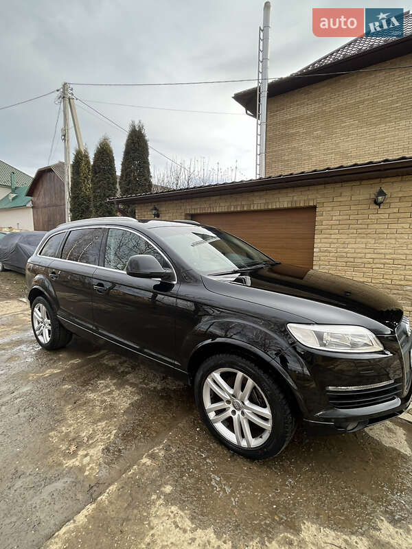 Внедорожник / Кроссовер Audi Q7 2008 в Сторожинце