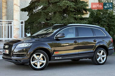 Позашляховик / Кросовер Audi Q7 2009 в 
