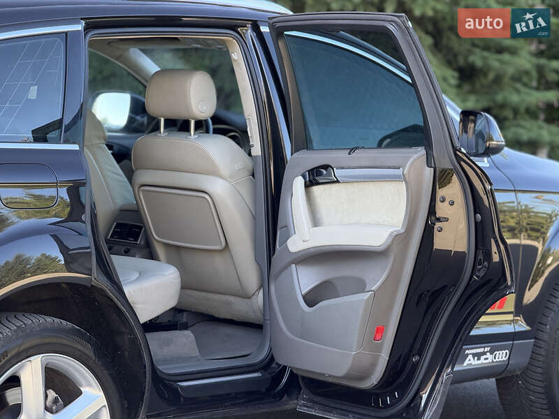 Внедорожник / Кроссовер Audi Q7 2009 в Тернополе
