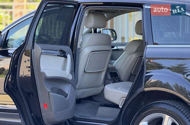 Позашляховик / Кросовер Audi Q7 2009 в 