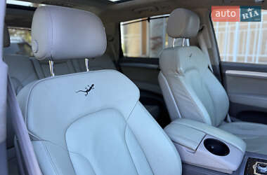 Позашляховик / Кросовер Audi Q7 2009 в 