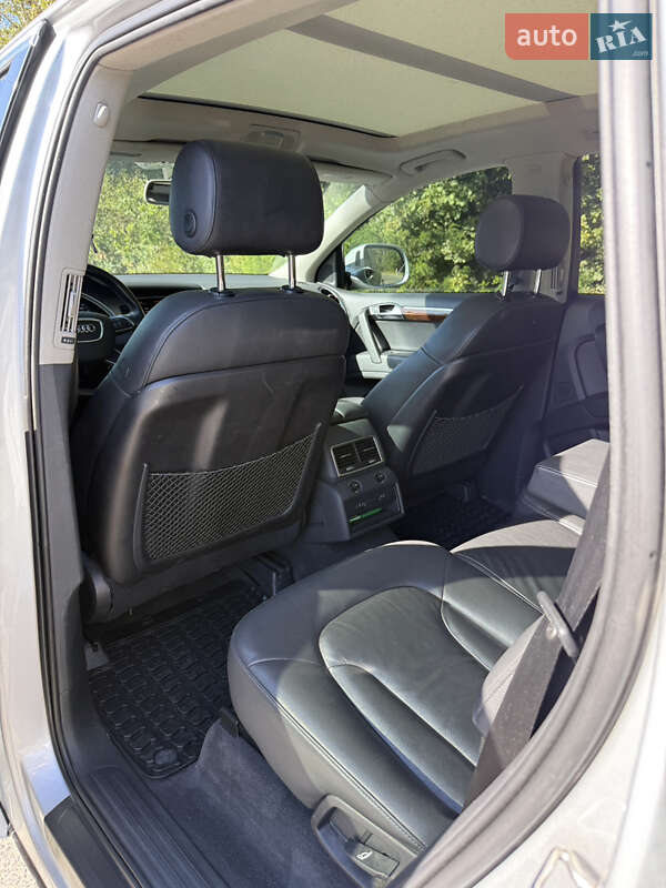 Внедорожник / Кроссовер Audi Q7 2012 в Ковеле