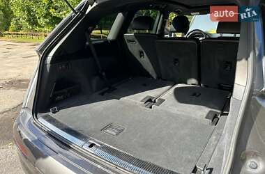 Позашляховик / Кросовер Audi Q7 2018 в 