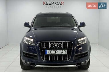 Внедорожник / Кроссовер Audi Q7 2013 в 