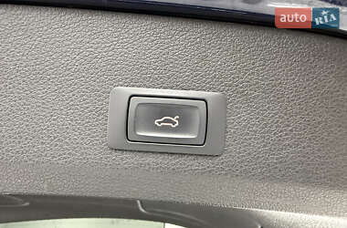 Внедорожник / Кроссовер Audi Q7 2013 в 