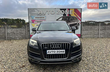 Позашляховик / Кросовер Audi Q7 2011 в 
