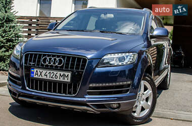 Внедорожник / Кроссовер Audi Q7 2014 в 