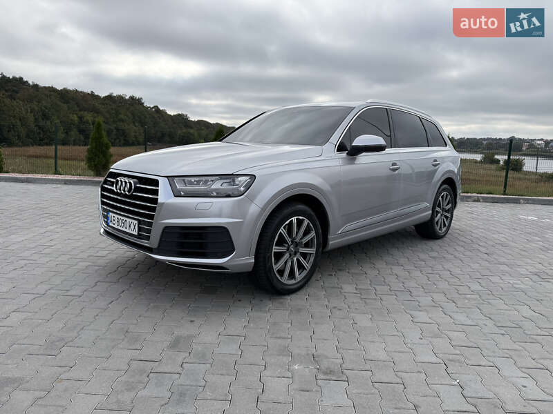 Внедорожник / Кроссовер Audi Q7 2017 в Виннице