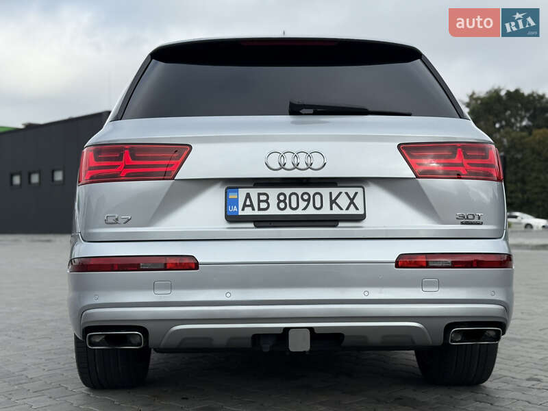 Внедорожник / Кроссовер Audi Q7 2017 в Виннице