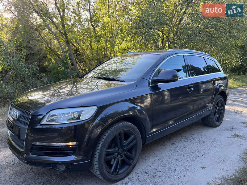 Позашляховик / Кросовер Audi Q7 2007 в Черкасах