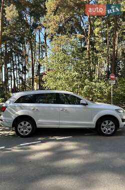 Внедорожник / Кроссовер Audi Q7 2013 в 