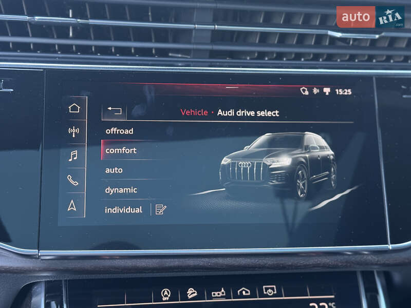 Позашляховик / Кросовер Audi Q7 2019 в Києві