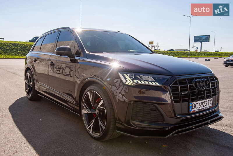 Позашляховик / Кросовер Audi Q7 2021 в Львові