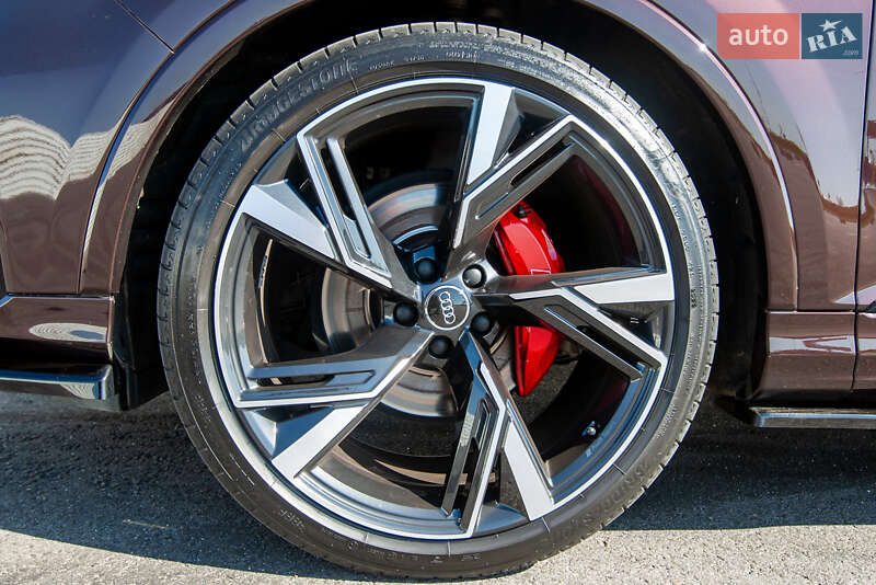 Позашляховик / Кросовер Audi Q7 2021 в Львові