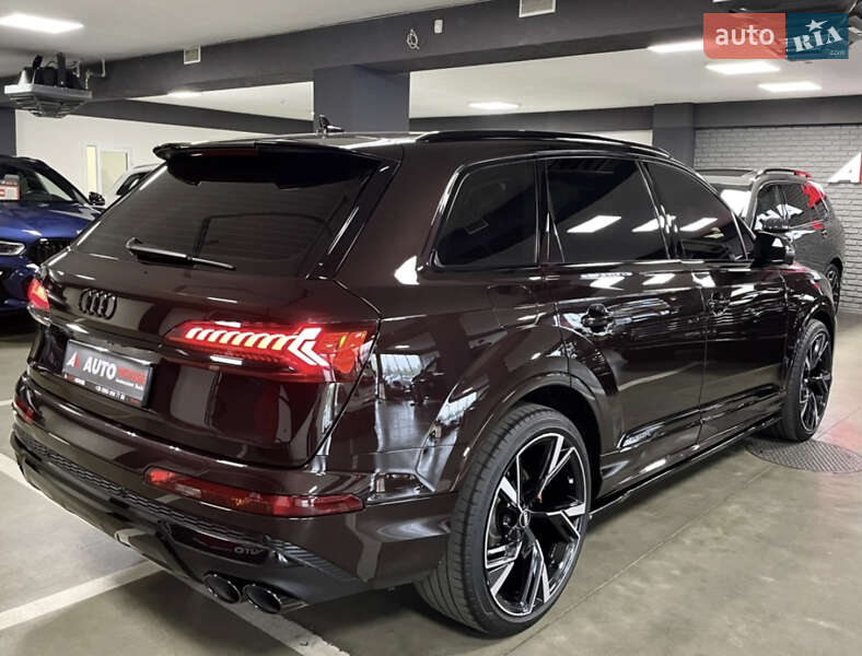 Позашляховик / Кросовер Audi Q7 2021 в Львові