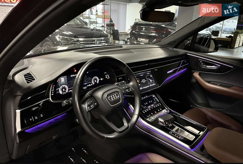 Позашляховик / Кросовер Audi Q7 2021 в Львові