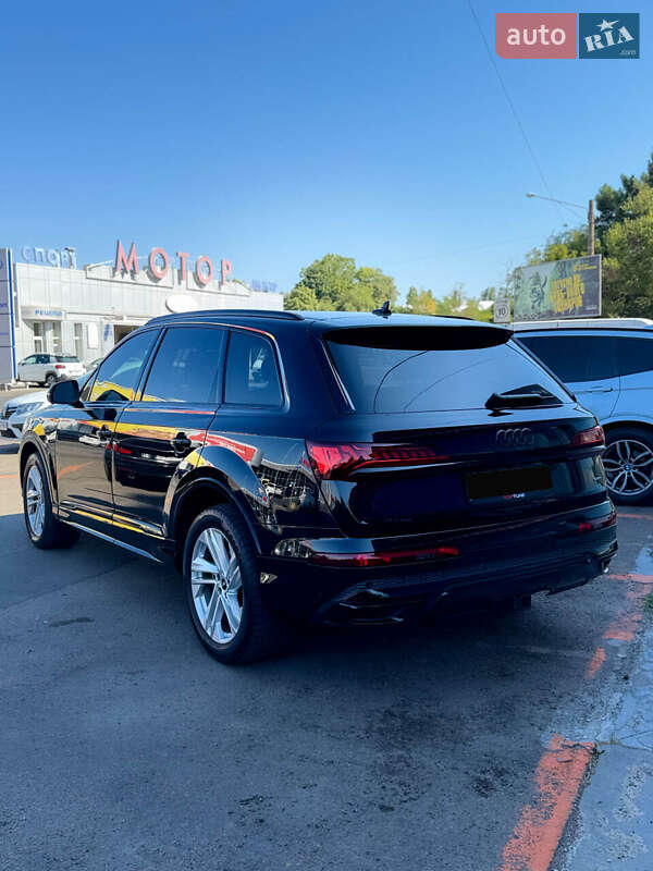 Позашляховик / Кросовер Audi Q7 2022 в Одесі фото 8 Позашляховик / Кросовер Audi Q7 2022 в Одесі