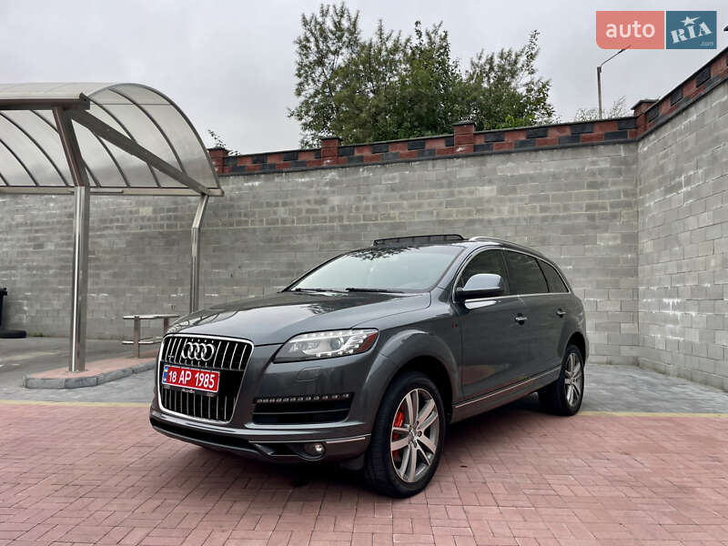 Внедорожник / Кроссовер Audi Q7 2015 в Ровно