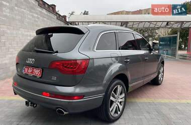 Позашляховик / Кросовер Audi Q7 2015 в 