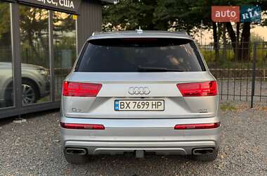 Позашляховик / Кросовер Audi Q7 2017 в 