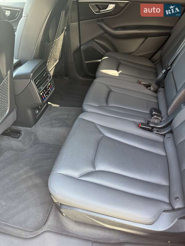 Внедорожник / Кроссовер Audi Q7 2020 в Ивано-Франковске фото 17 Внедорожник / Кроссовер Audi Q7 2020 в Ивано-Франковске