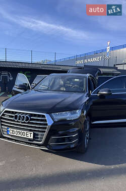 Внедорожник / Кроссовер Audi Q7 2017 в 